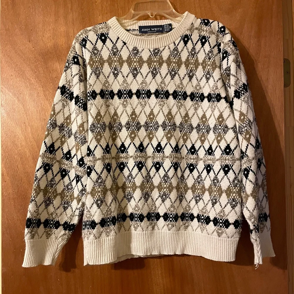 John Weitz men’s sweater (OLCC)
